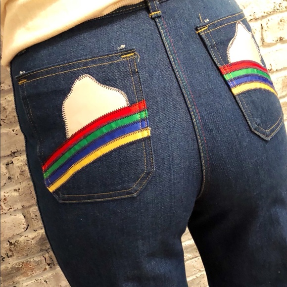 Like for Vintage Vibes - Picture 1 of 6